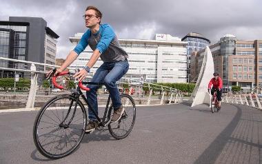 Tradeston bridge cyclist