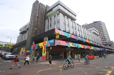 Mural marks world first for Glasgow